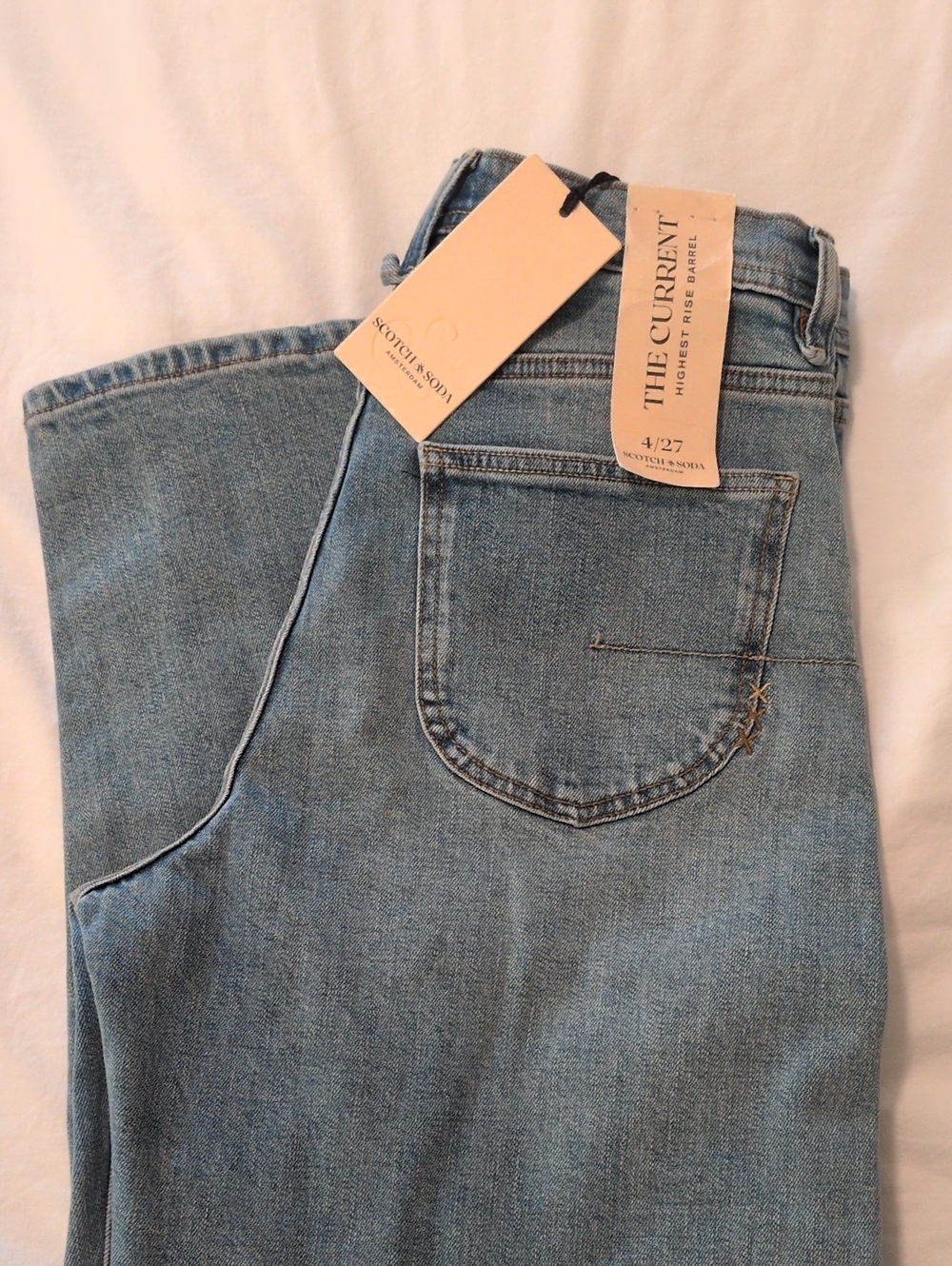 BNWT Scotch & Soda "The Current" Highest Rise Barrel Jeans in Young Hearts 27